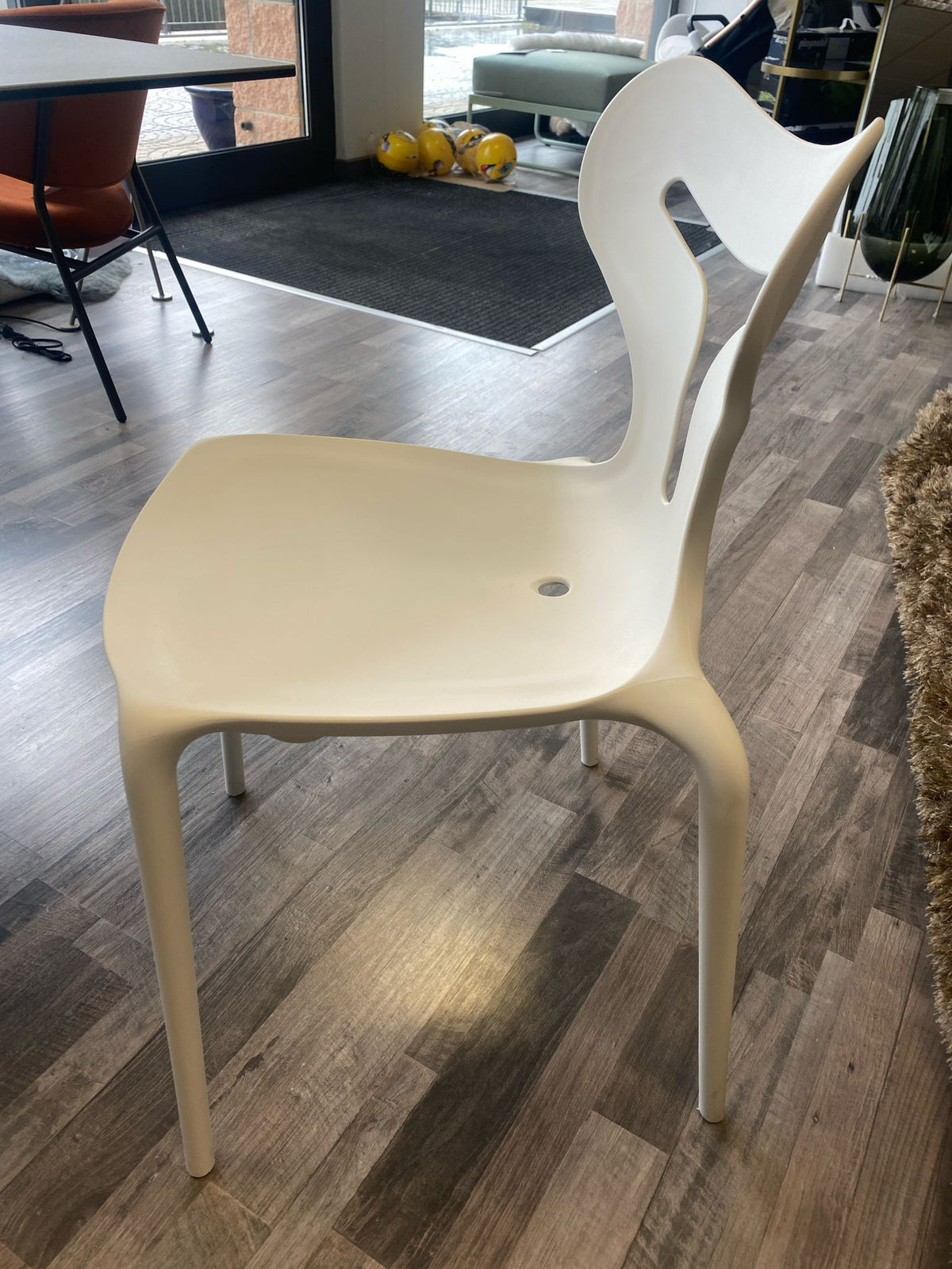 Coppia di sedie Area 51 in polipropilene bianco — Calligaris