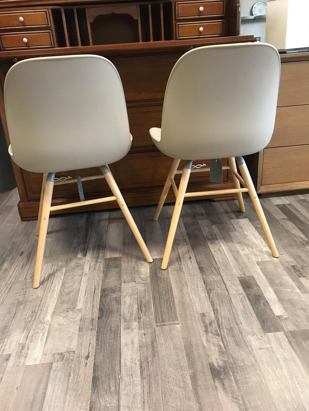 Coppia di sedie Albert Kuip in legno massiccio — Zuiver