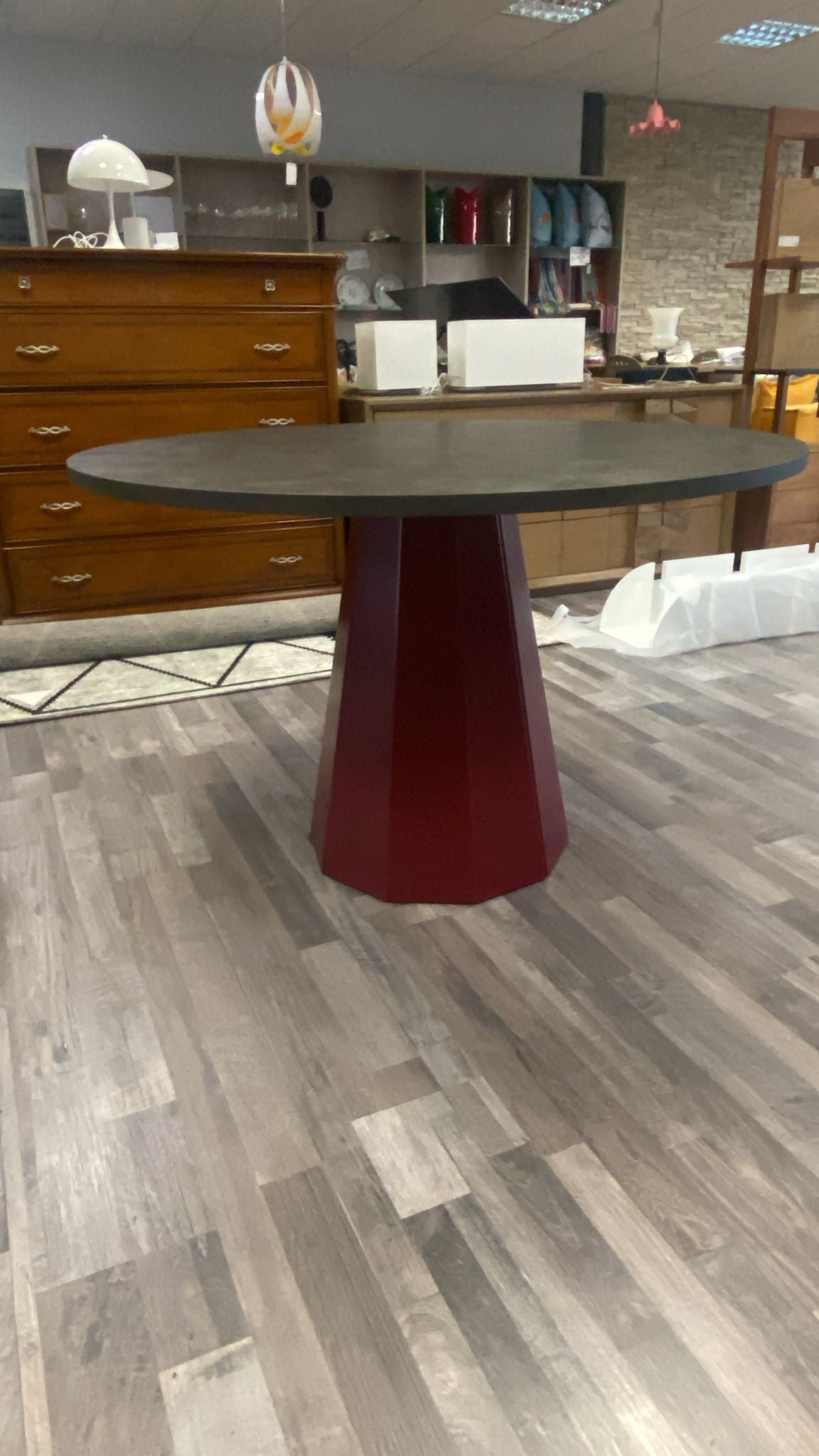 Tavolo rotondo Dix bordeaux — Connubia Calligaris