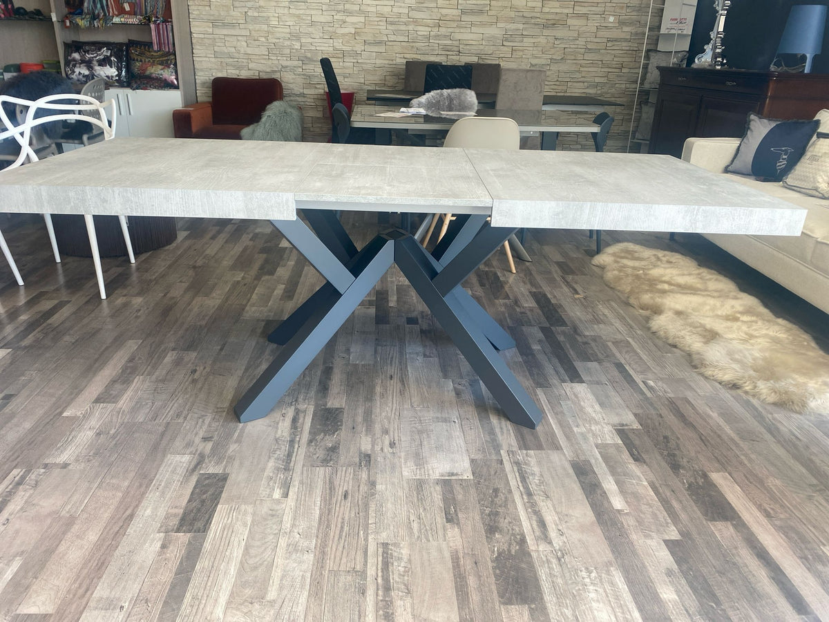 Tavolo rettangolare allungabile Mikado in faggio — Connubia